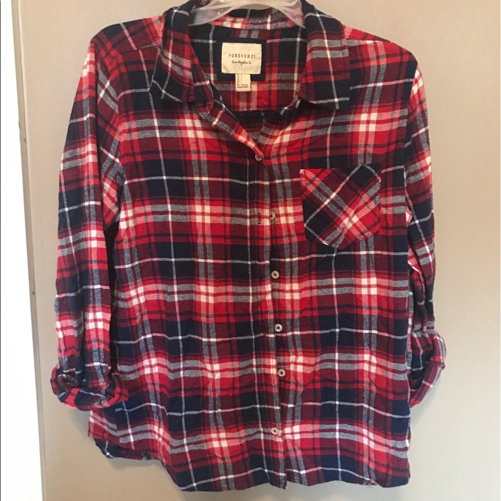 Red flannel FITS LIKE A SMALL